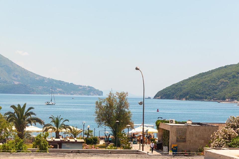 Post Office Center Apartment Budva