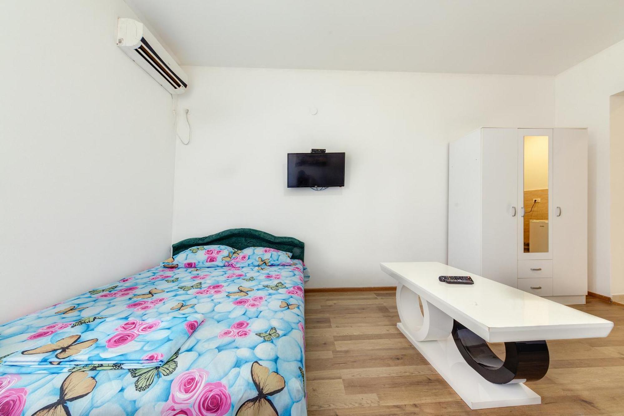 Post Office Center Apartment